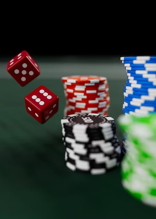Màn hình game bắn cá vipp66 hiển thị đàn cá và súng bắn trên điện thoại